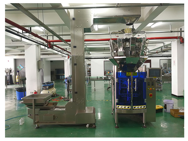 全套自動化佐料包裝流水線/全自動佐料包裝生產(chǎn)機(jī)械設(shè)備

 